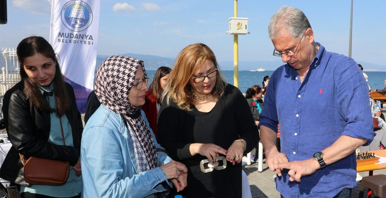 Bursa Mudanya Belediye Başkanı Deniz Dalgıç Engelli Bireylerin Yanında